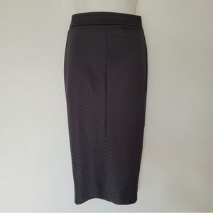 (SOLD) H&M Black Maxi Pattern Skirt